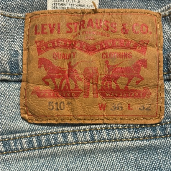 Levi's Blue Straight Jeans Classic Fit - Picture 2 of 7